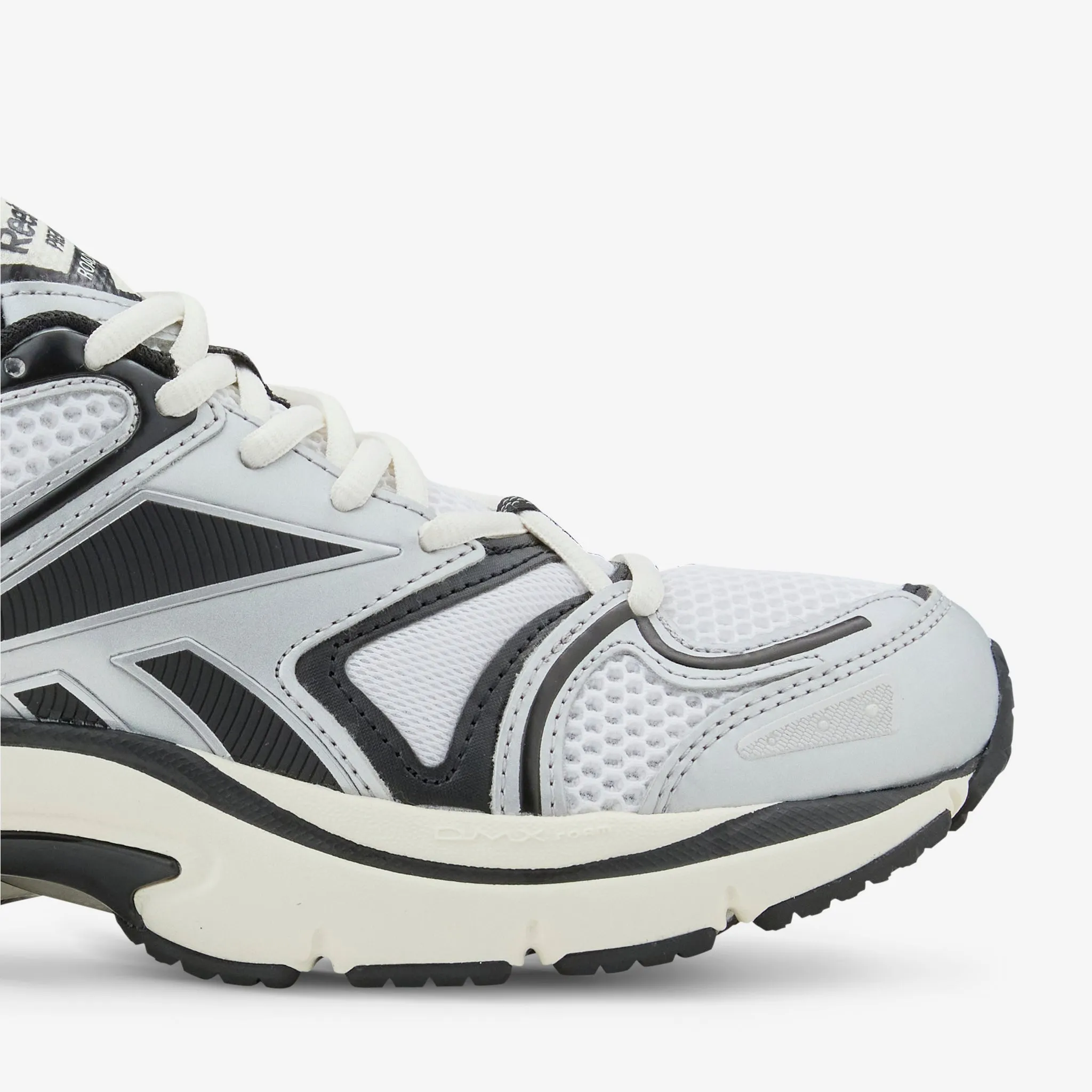Premier Road Plus VI Silver Metallic | White | Chalk FlexibleOutsole Lake Trek