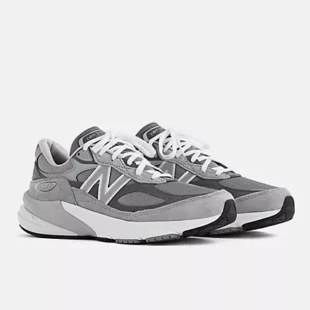 skateboarders W990GL6