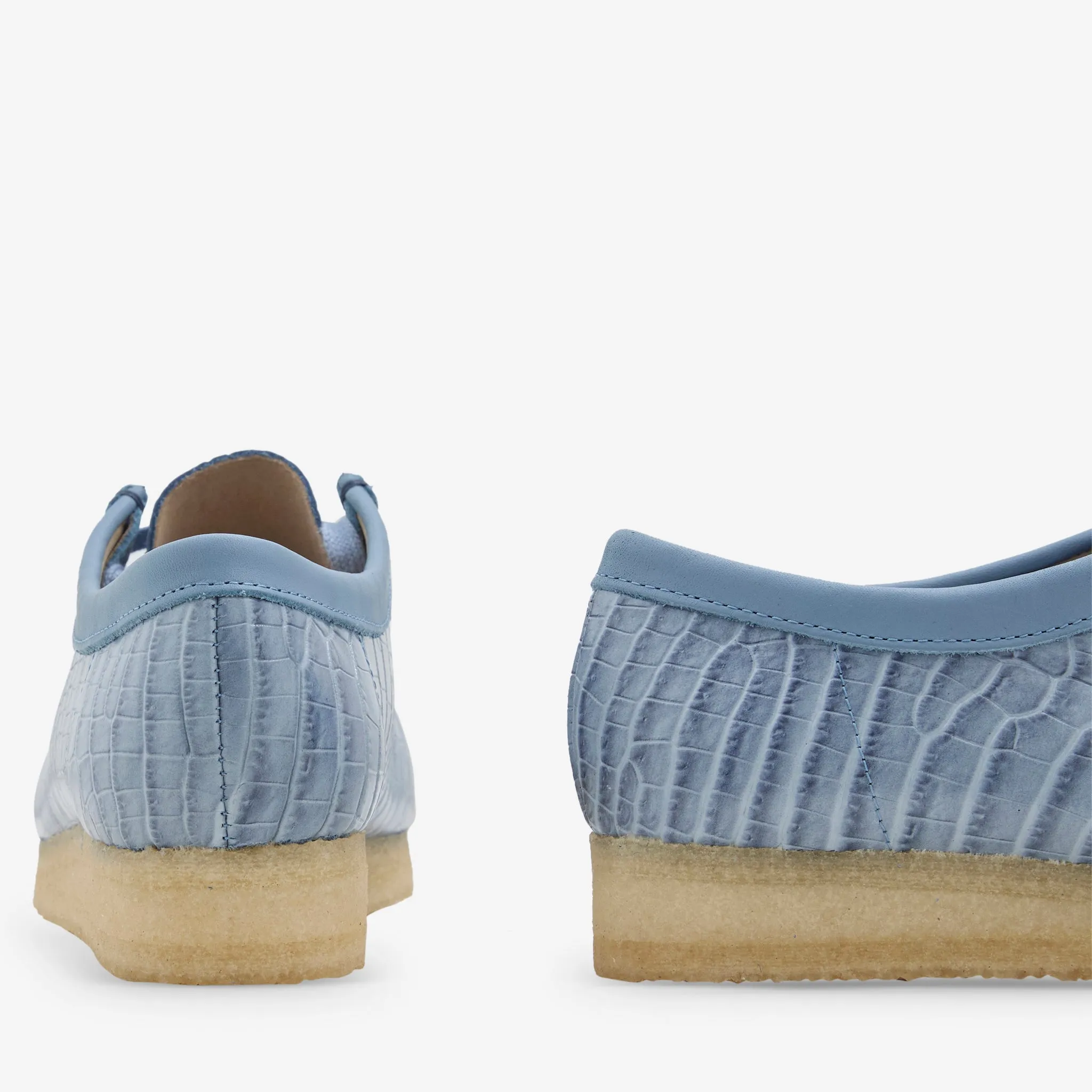 Low Top Style Fresh Looks Women's Wallabee Powder Blue Croc