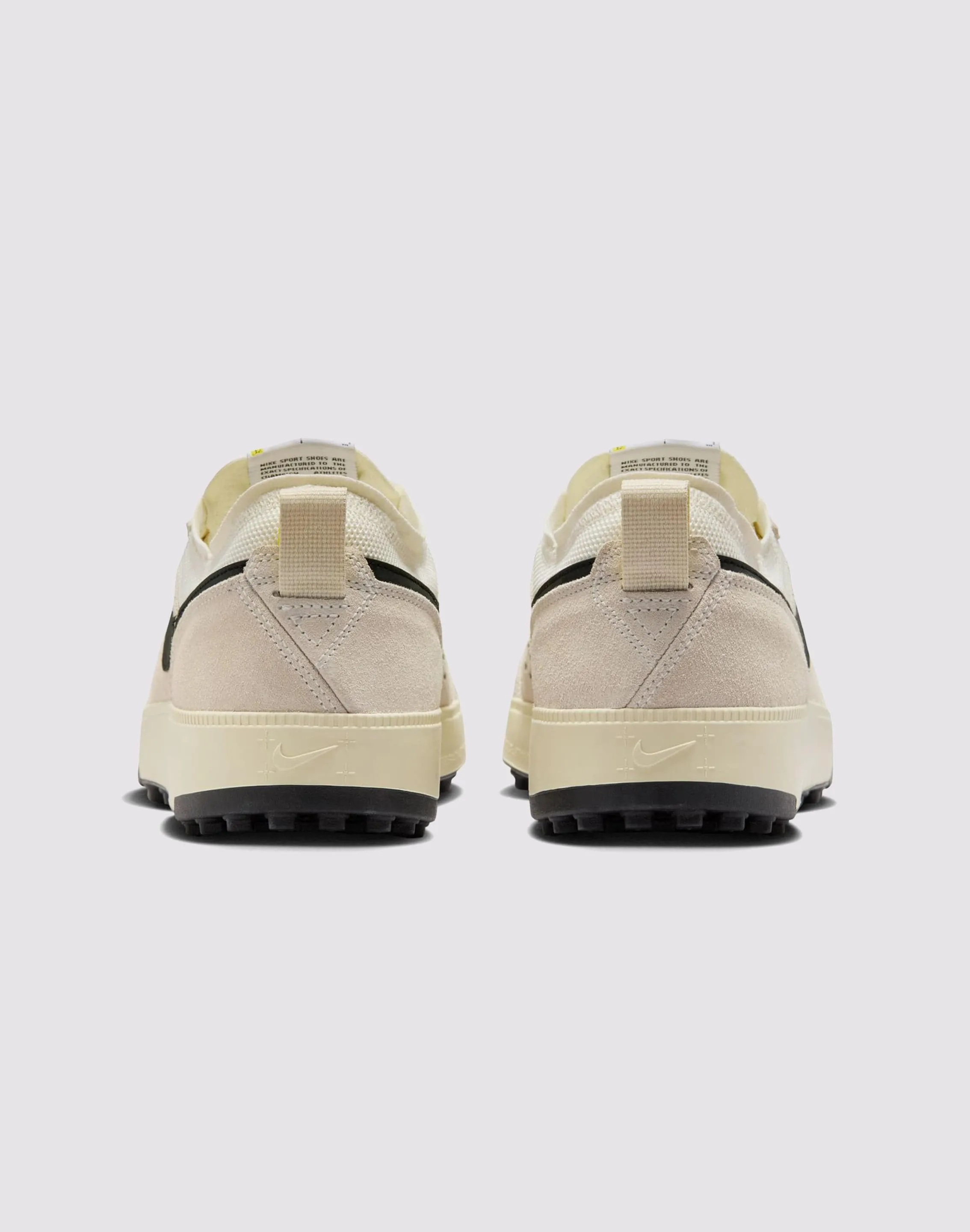 Functional durability - level Nike C1TY "Soft Pearl"