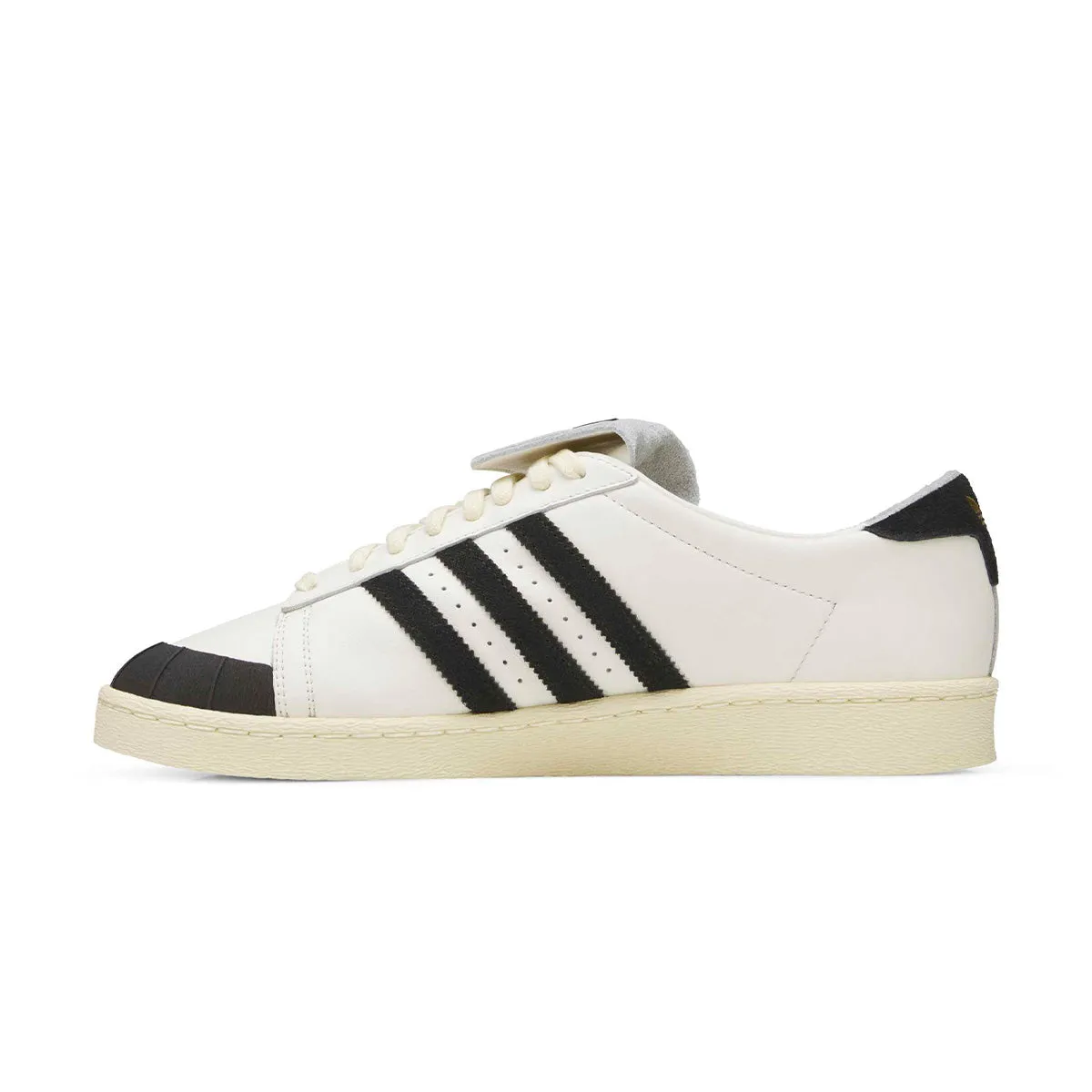 Flexibility Feature Synthetic Upper   Willy Chavarria Jabbar Lo 'Black White'