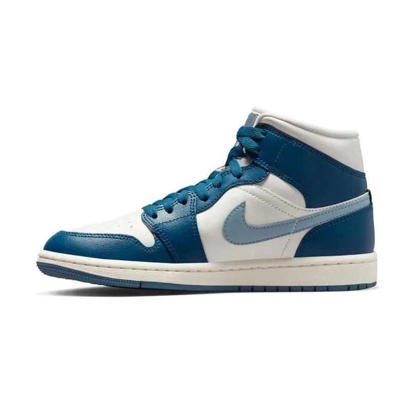 Run Free Wmns Air Jordan 1 Mid 'French Blue'