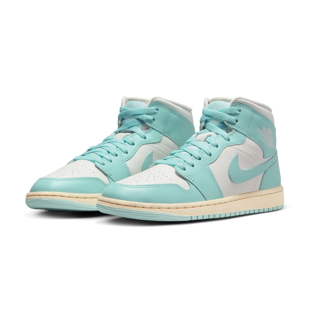 sports Wild Trek Wmns Air Jordan 1 Mid 'Light Dew Muslin'