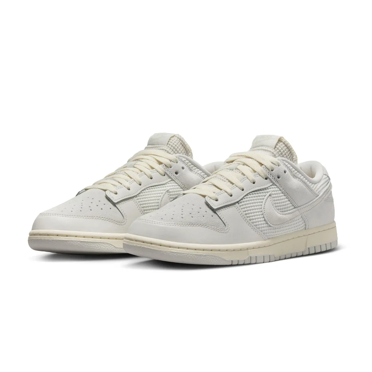 Wmns Dunk Low LX 'Phantom' Versatile