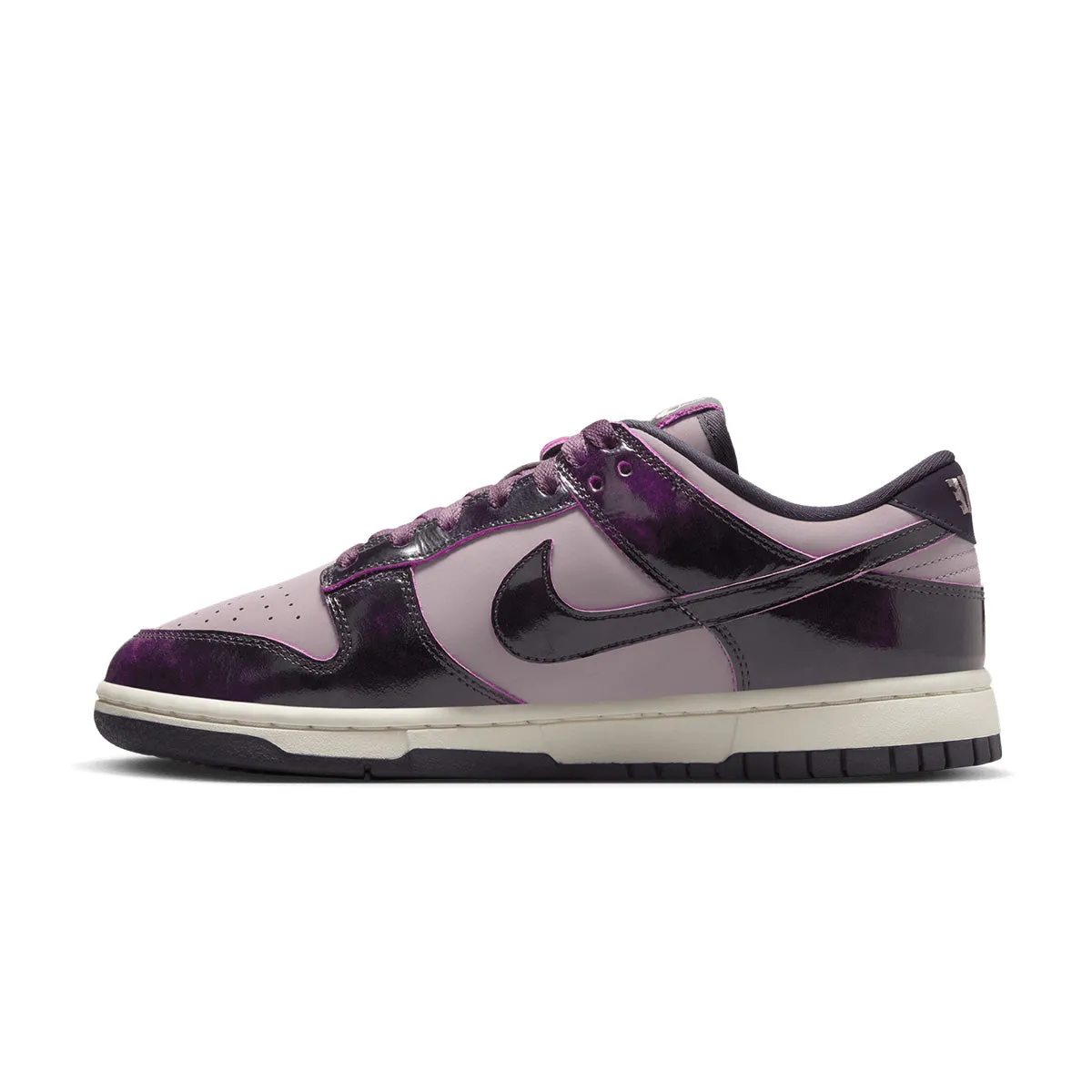 Supportive Core Weekend Warriors Wmns Dunk Low 'Panda Purple'