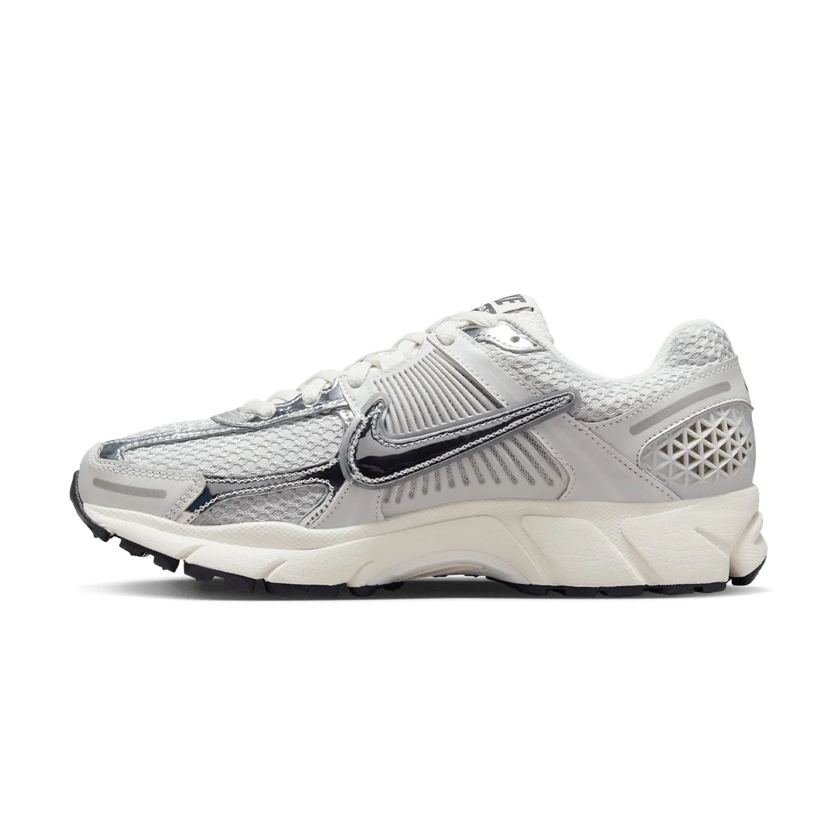 Wmns Zoom Vomero 5 'Photon Dust Metallic Silver' sports