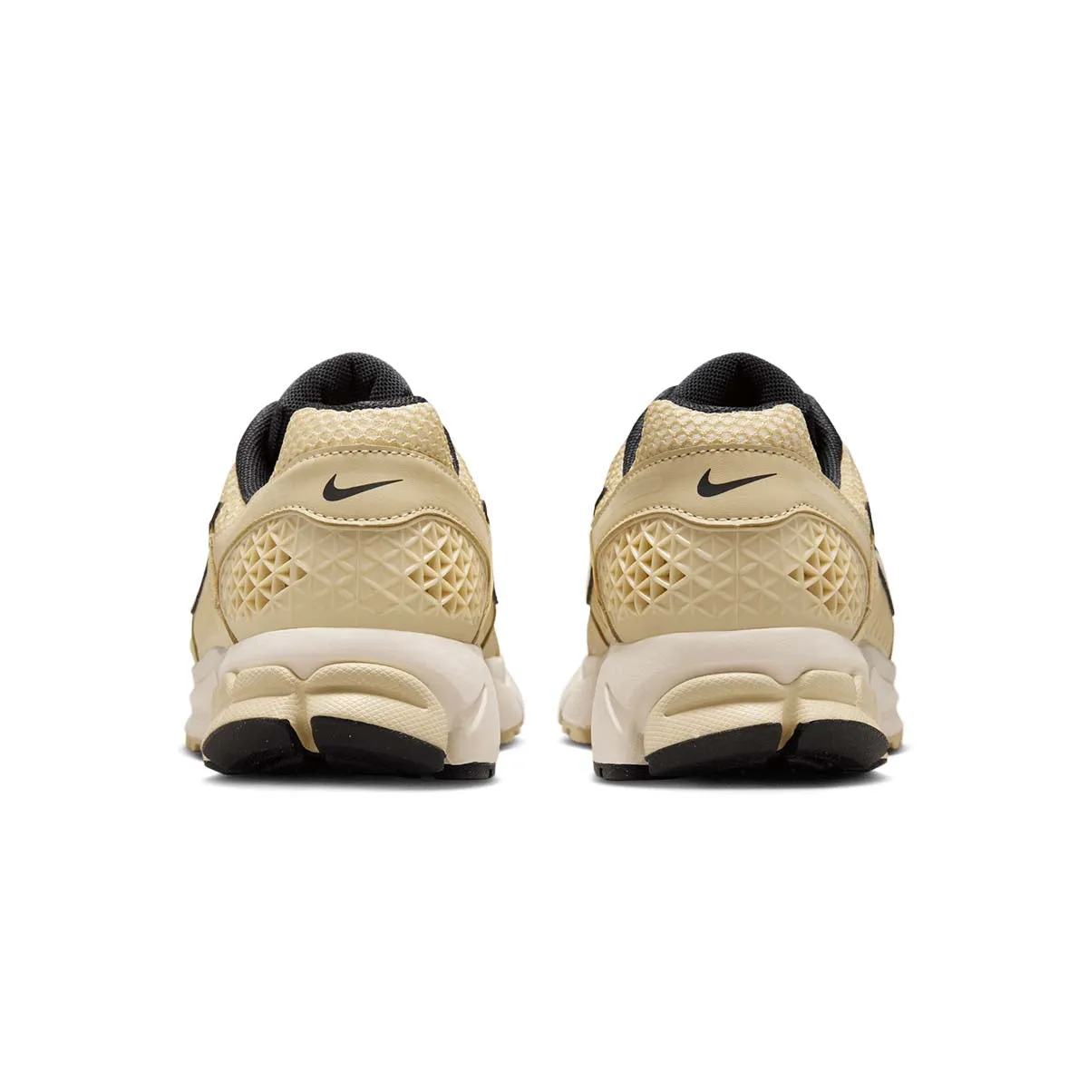 Wmns Zoom Vomero 5 'Sand' Ring Walk Elegant Mood