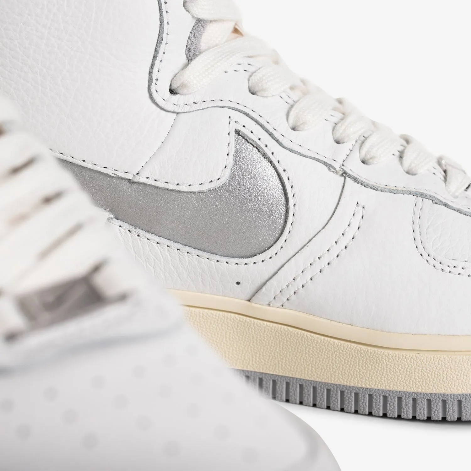 Long-Distance Walking Bouncy Rebound Women's Air Force 1 High Sculpt Summit White | Silver | Coconut Milk
