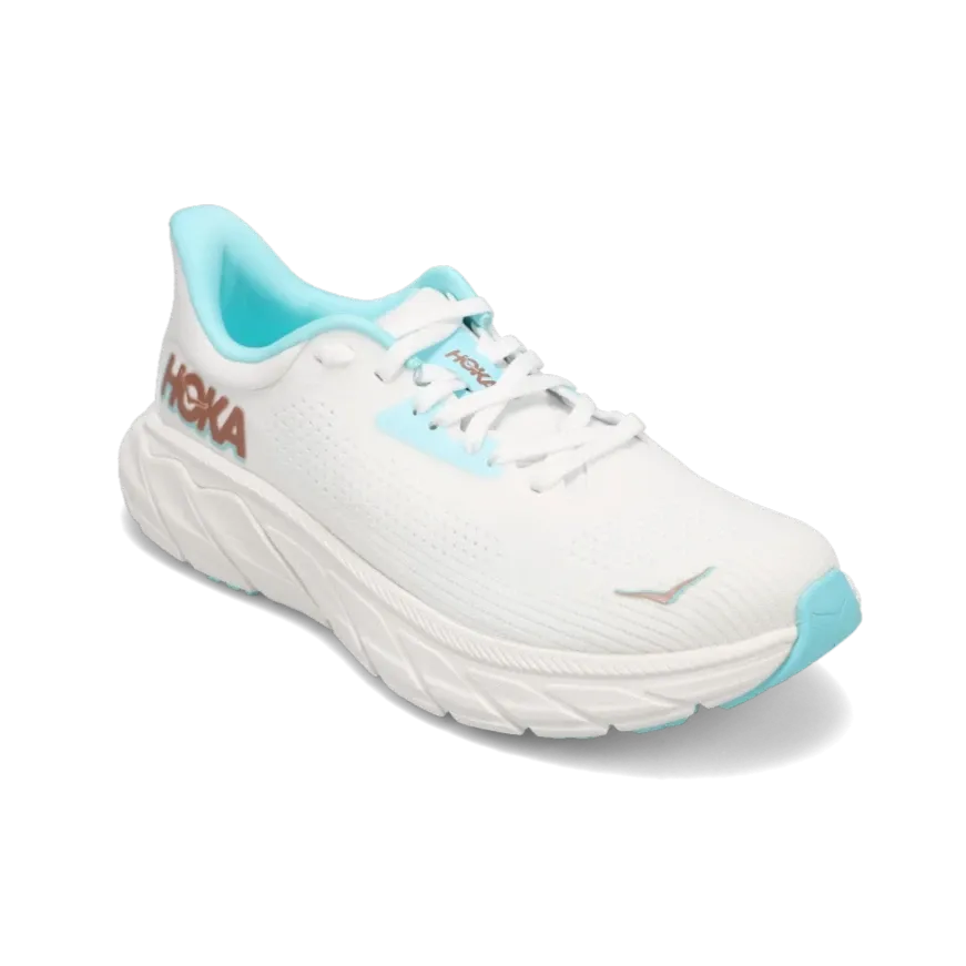 competitive - level shoes Women's Arahi 7 Frost/Rose Gold