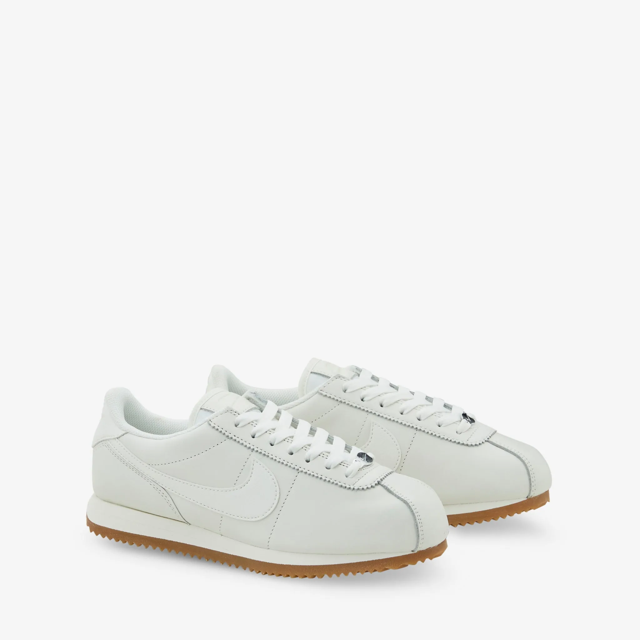 Women's Cortez SE Sail | Coconut Milk | Gum Medium Brown Flexible Step