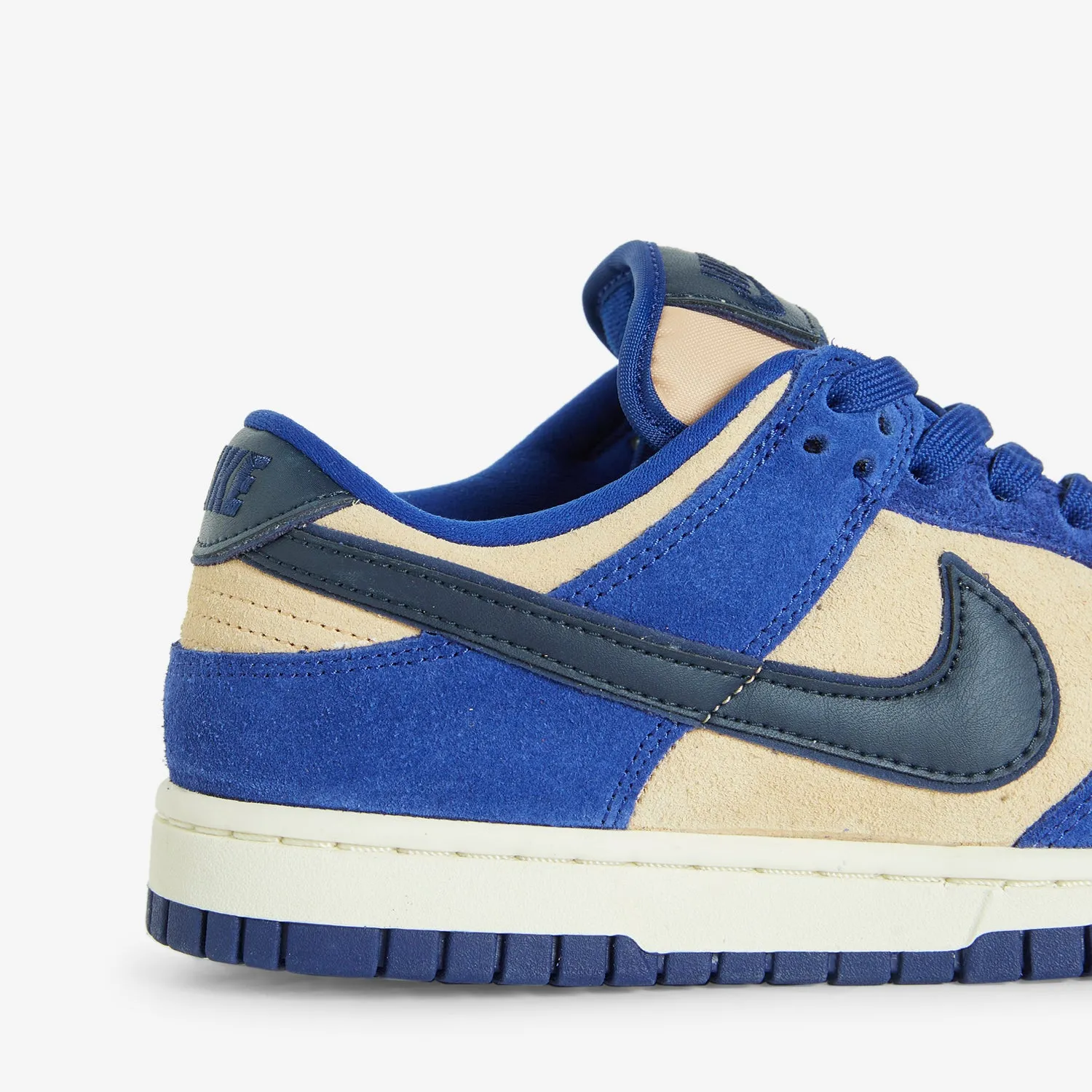 Women's Dunk Low LX Deep Royal Blue | Dark Obsidian | Sesame Foot Focus