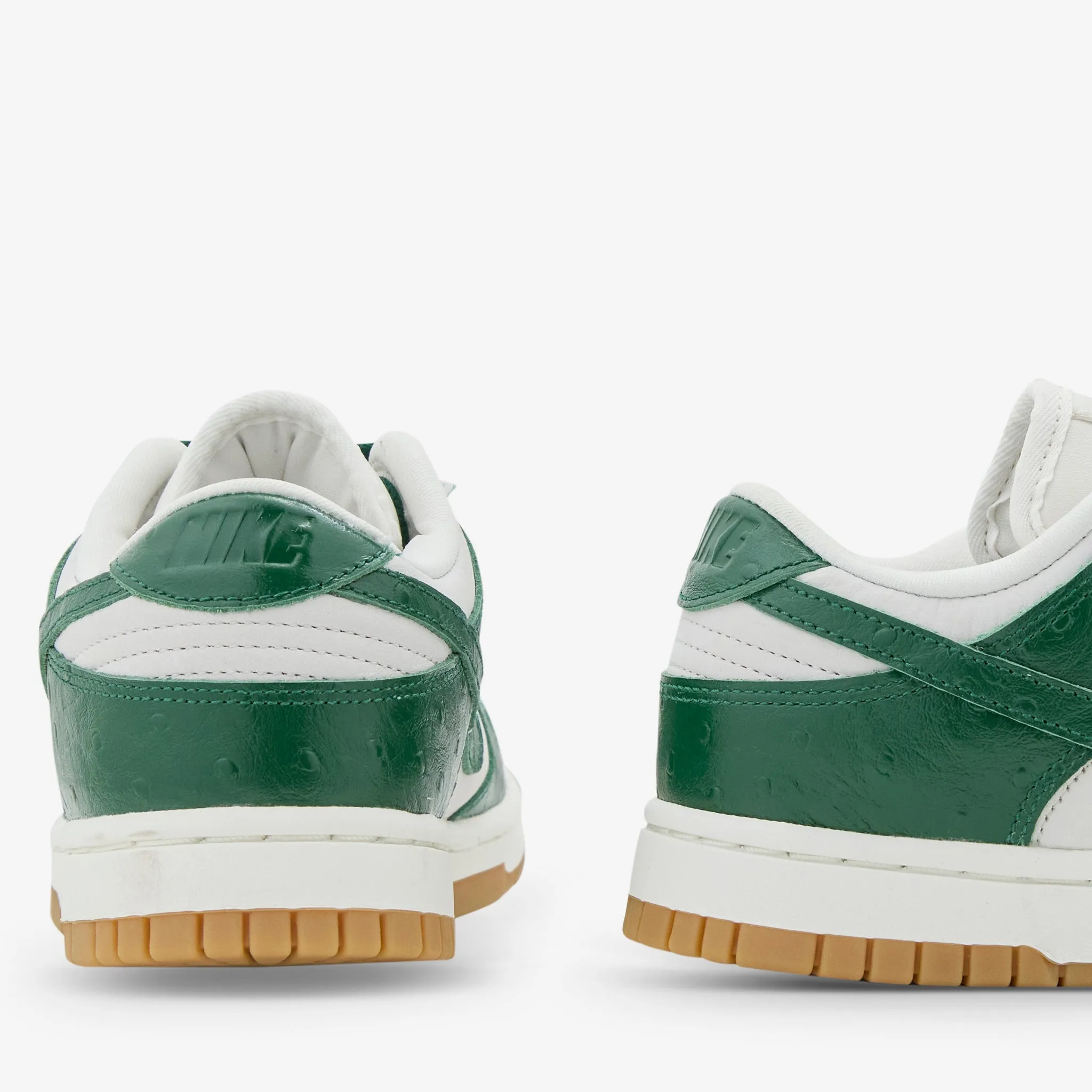 Women's Dunk Low LX Phantom | Gorge Green | Sail | Metallic Gold Performance Support