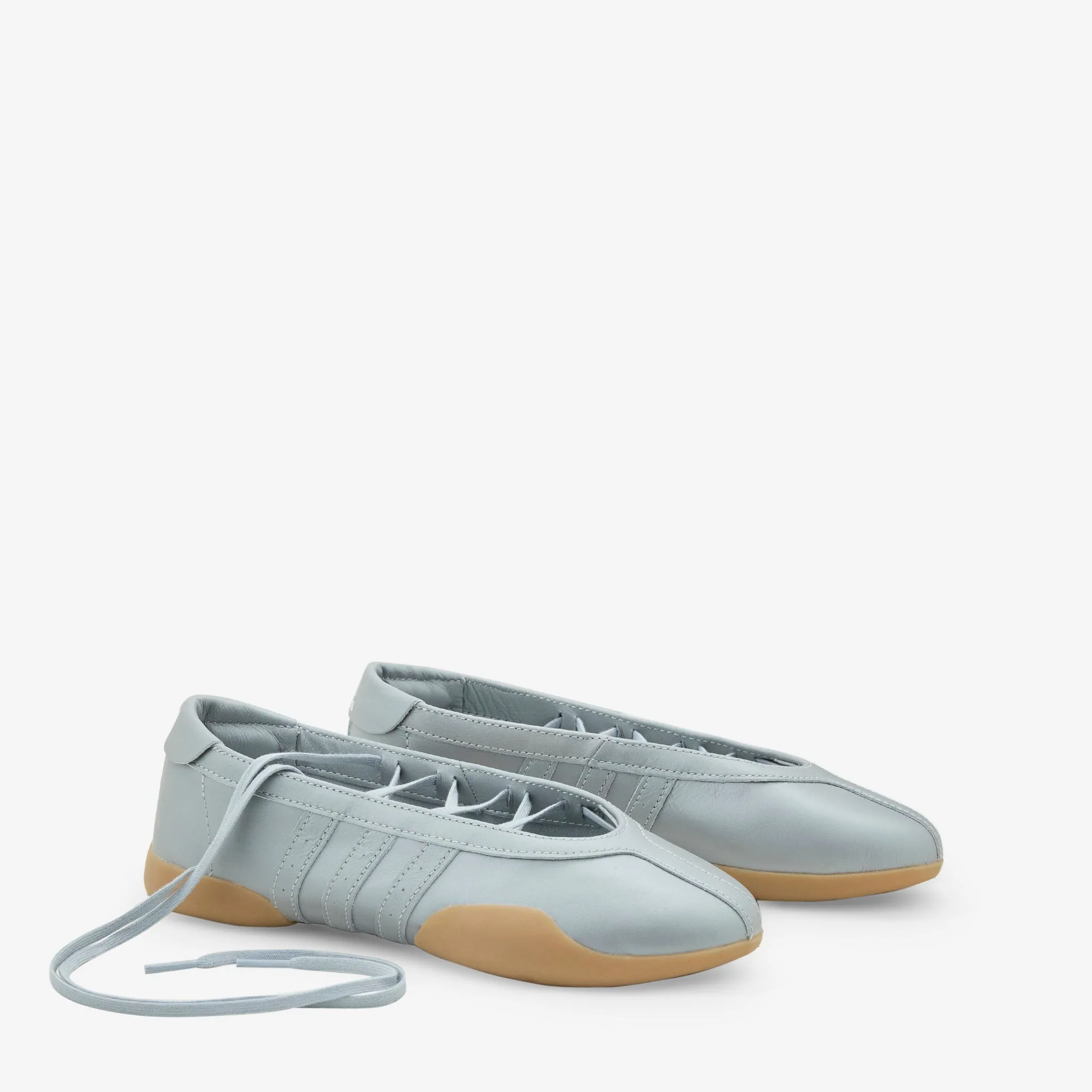 Comfortable Design Shoes Breathable Shoes Women's Taekwondo Mei Ballet Silver Metallic | Silver Metallic | Gum