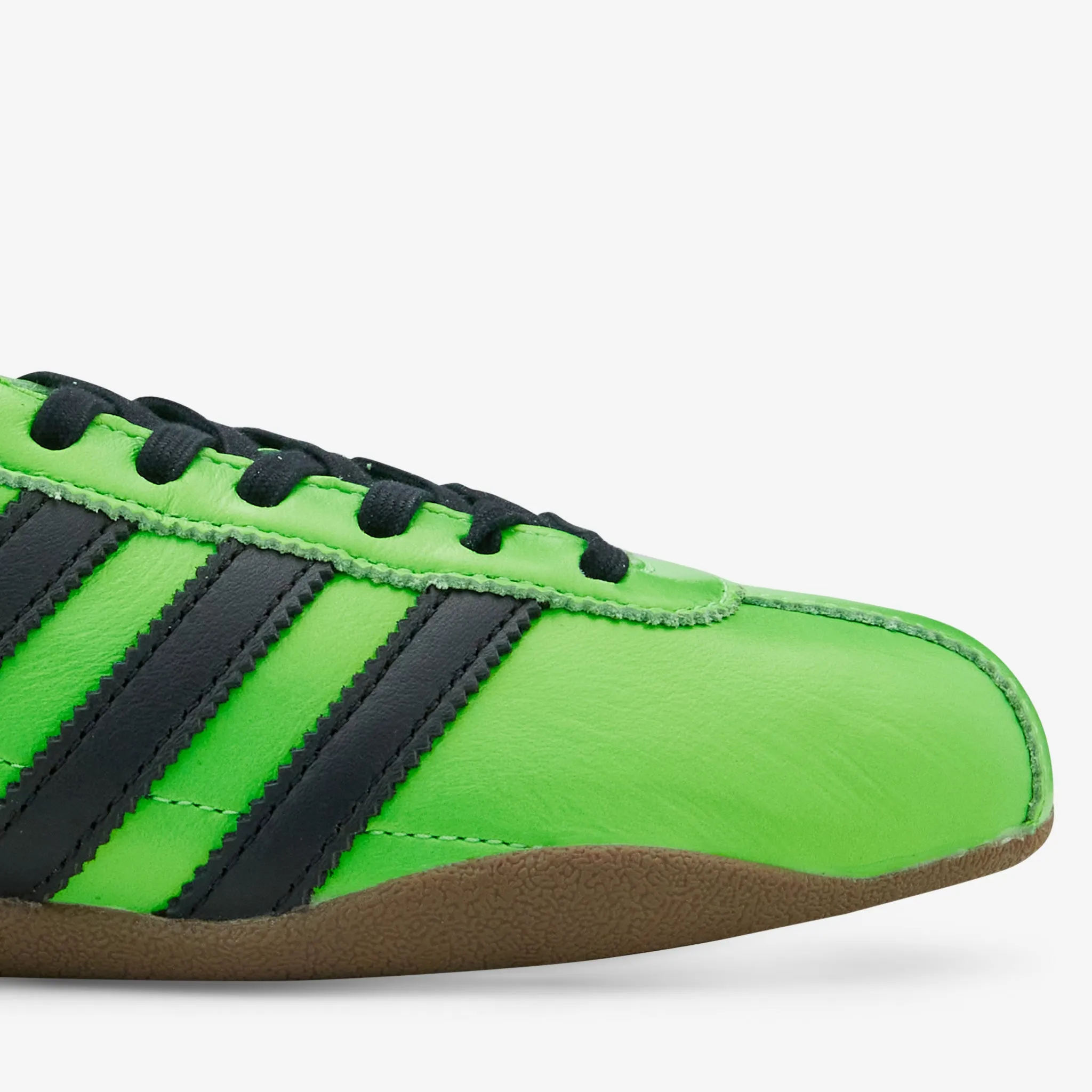 Women's Tokyo Decon Solar Green | Core Black | Gold Metallic Light Sole Light Look