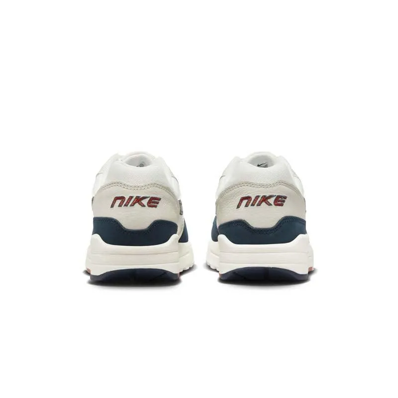 Stage Glow Breathable Road Trip Wmns Air Max 1 LX 'Obsidian'